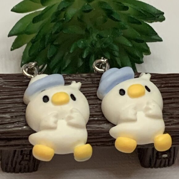 Duck Earring, Donald Duck Jewelry, Duck Charm, Gift Idea, Silly Animal Earring - Picture 1 of 8